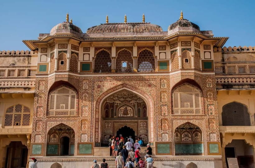 Jaipur: Explore City Sights, Amber Fort & Monkey Temple - A fragrant start at the Jaipur Flower Market