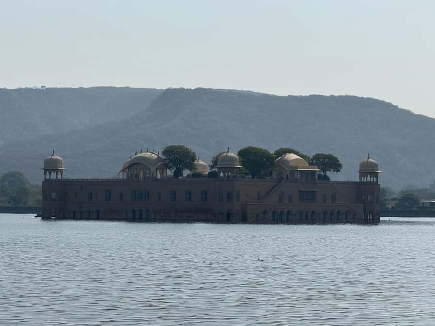 Jaipur: Full Day City Highlights Tour with Tour Guide - Your Car, Guide, and Group Size