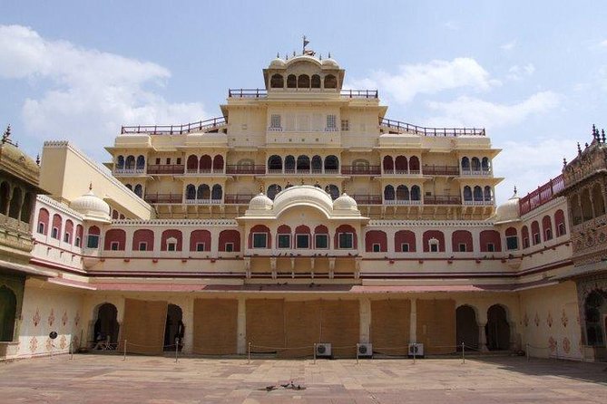 Jaipur Full Day City Tour visit Hawa Mahal, Amber Fort & City Palace - Lunch and the practical meaning of the package choice