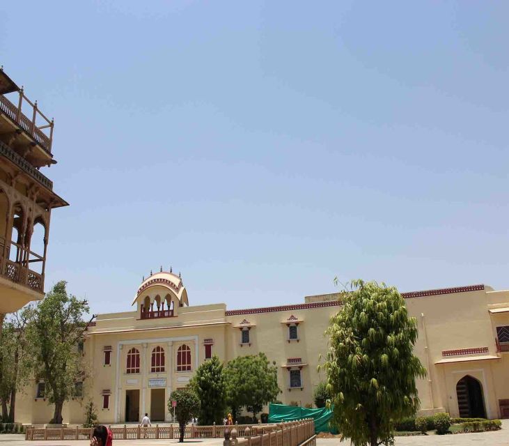 Jaipur: Full-Day City Tour with Camel Ride and Monkey Temple - Amber Fort: begin with Jaipur’s royal defenses