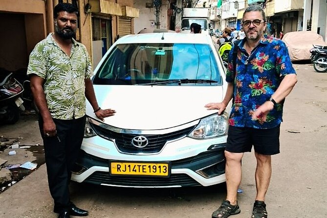 Jaipur Full-Day Heritage Tour with Guide - Two hours inside City Palace