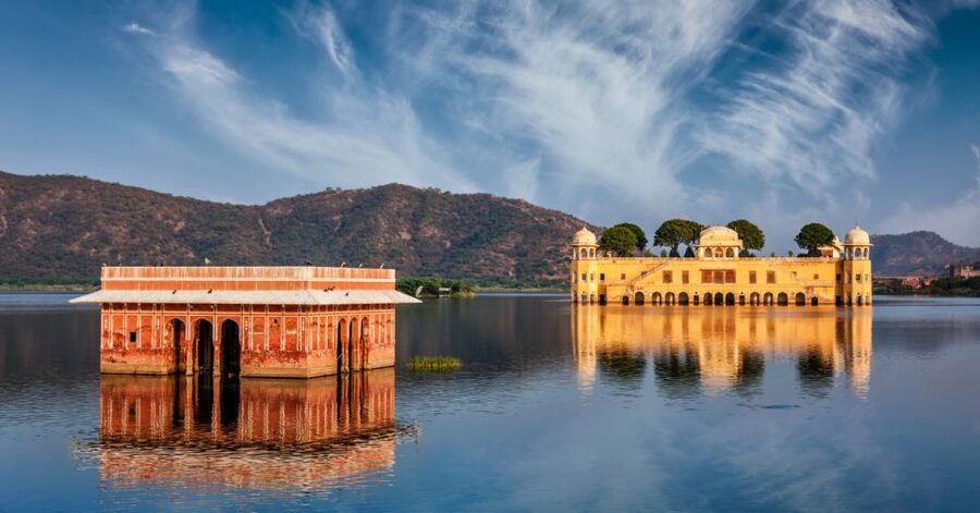 Jaipur: Full-Day Private City Tour by Car with Guide - Starting with the City Palace