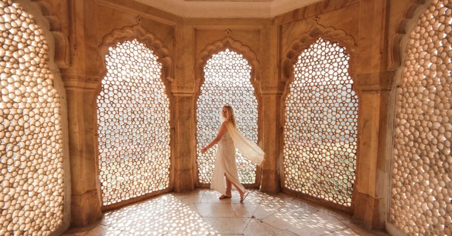 Jaipur: Full-Day Private City Tour by Car with Guide - Taking a quieter pause at Jal Mahal