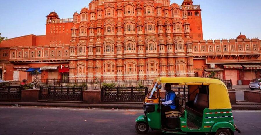 Jaipur: Full-Day Private Sightseeing Tour by Tuk Tuk - Gaitor Ki Chhatriyan offers a quieter architectural stop