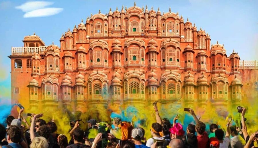 Jaipur: Full Day Sightseeing with Professional Photographer - Lunch and the middle of the day