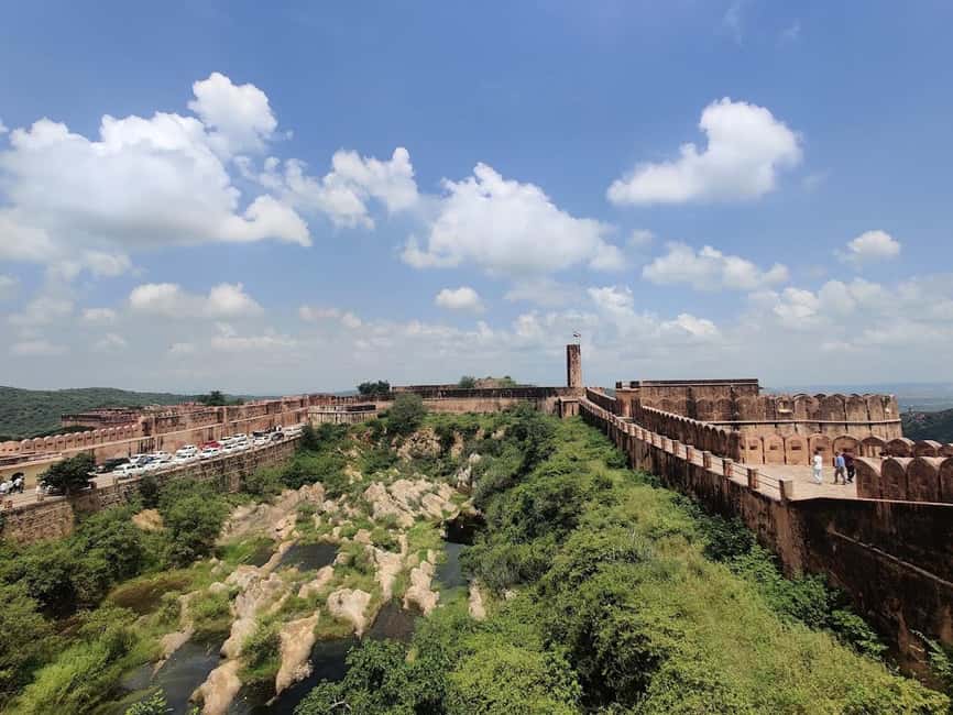 Jaipur: Full or Half-Day City Sightseeing Guided Tour - Panna Meena Ka Kund, a quick and photogenic stop
