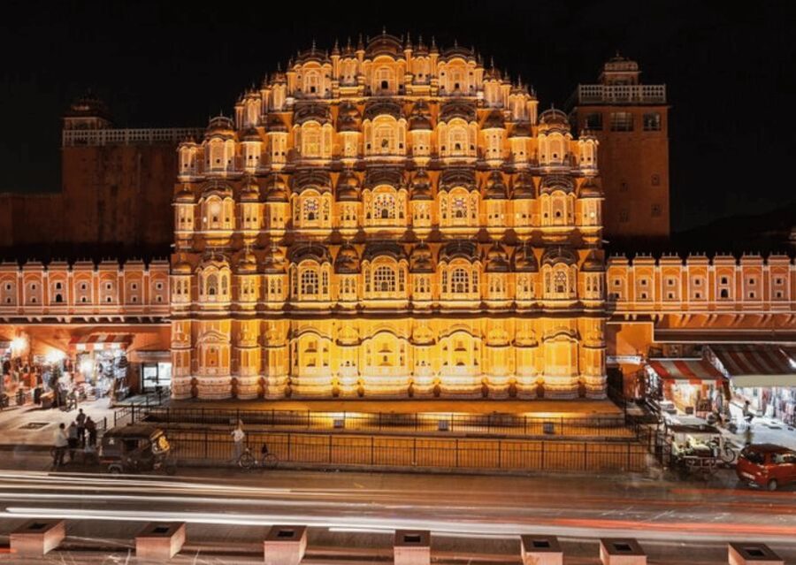 Jaipur: Guided Evening Walking Tour with a Local - Why Jaipur is worth seeing after sunset
