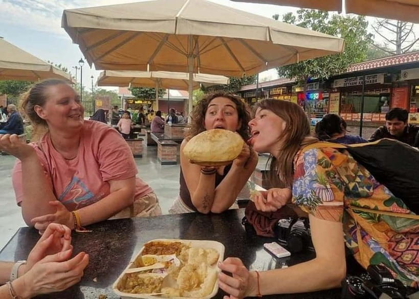 Jaipur: Guided History Walking Tour with Food Tasting - Chaura Rasta: tea, shops, and the first bites