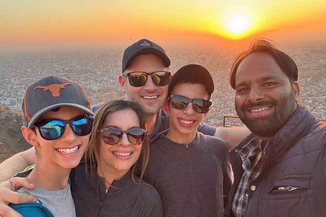 Jaipur Half-Day Evening Tour with Sunset and Dinner - Why Jaipur works so well after sunset