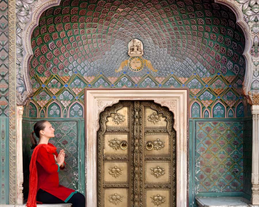 Jaipur: Half-Day or Full-Day Tour with Flower Market - Royal Gator Tumba and Jal Mahal