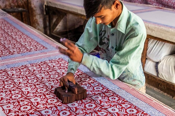 Jaipur Half-Day Shopping Tour with Hand Block Printing Class - The Pink City: finish with bazaars, food smells, and choice