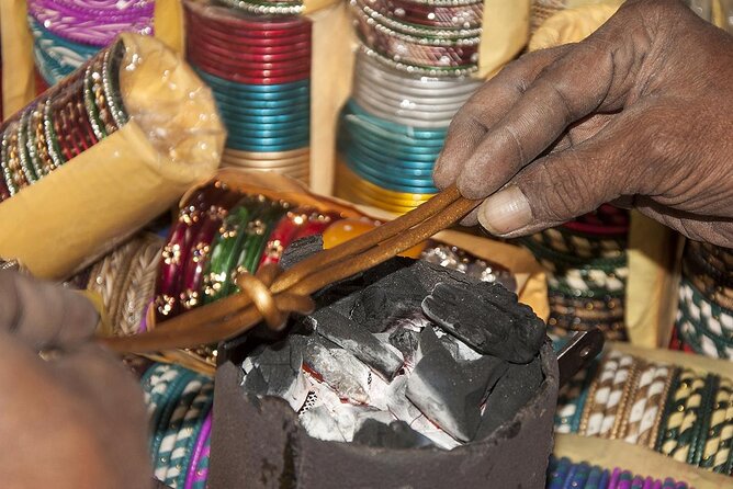 Jaipur Half-Day Shopping Tour with Hand Block Printing Class - Why a private guide matters in Jaipur shopping