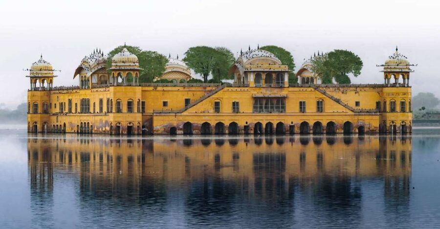 Jaipur Half-Day Tour Amer Fort, Jal Mahal & hawa mahal. - Amber Fort, Jaipur’s essential first stop