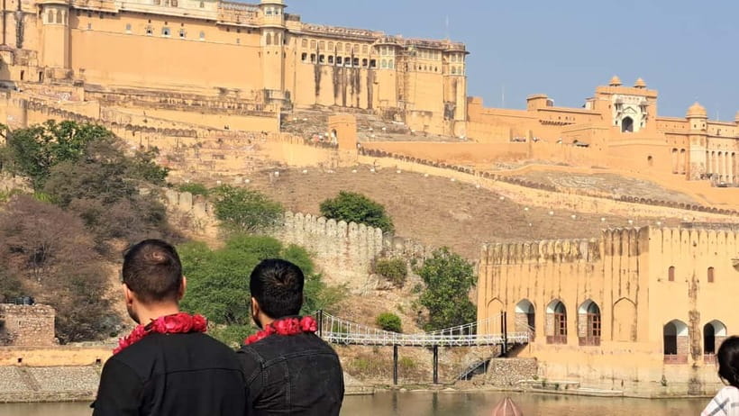 Jaipur Half Day Tour By Tuk Tuk With Local Chaiwala - Shri Jagat Shiromani ji Temple: a quieter architectural stop