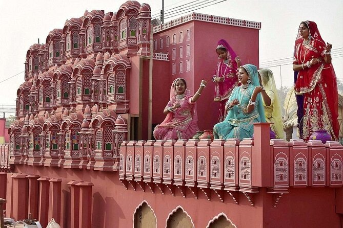 Jaipur Half-Day Tour with Flower Market and Block Printing - Hawa Mahal: Jaipur’s famous pink facade
