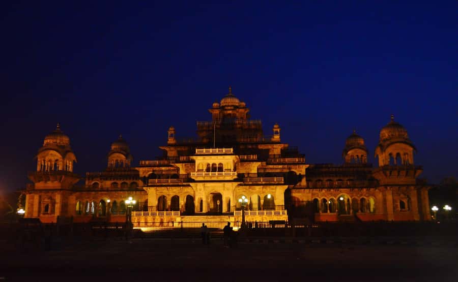 Jaipur: Heritage Evening Tour with Monkey Temple Sunset - Rajasthan Vidhan Sabha, Statue Circle, and Raj Mandir