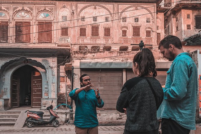Jaipur Heritage Walking Tour - Hawa Mahal and its 900 windows