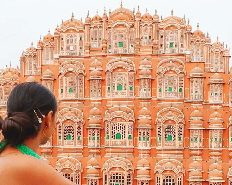 Jaipur: Instagram Photo Experience with a Guide - City Palace and Jantar Mantar tell different stories
