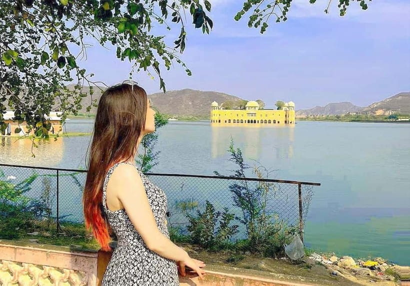 Jaipur: Instagram Photo Experience with a Guide - Panna Meena Stepwell rewards careful framing