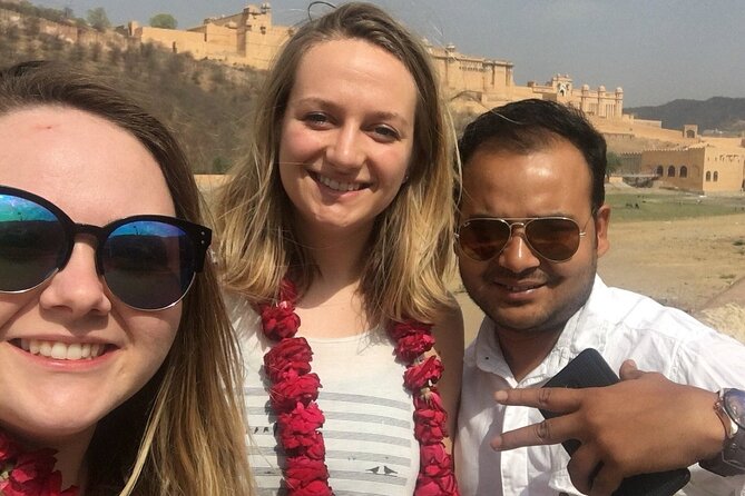 Jaipur Local Sightseeing Tour by Car and Driver - Jal Mahal: finish with a lake view