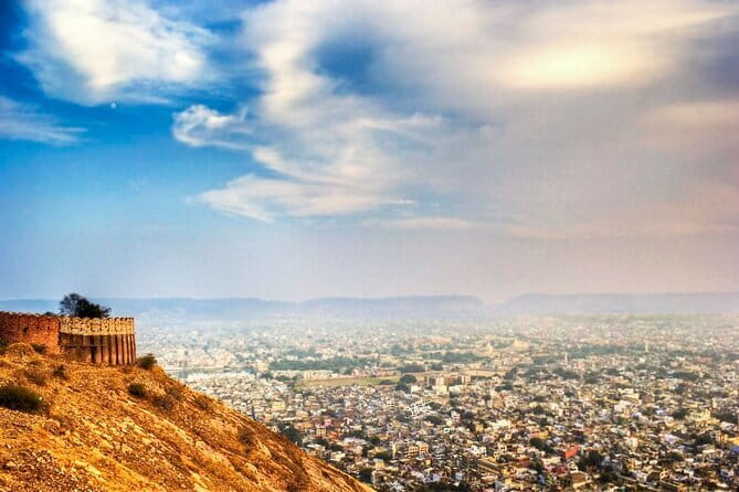 Jaipur Nahargarh Fort Sunrise or Sunset Tour with Flower Market - Jal Mahal is a quick but graceful stop