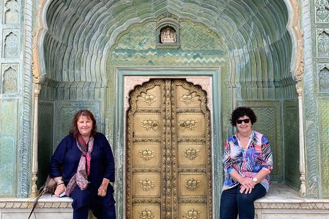 Jaipur Nahargarh Fort Sunset and Night City Tour - Hawa Mahal and Jaipur’s illuminated face