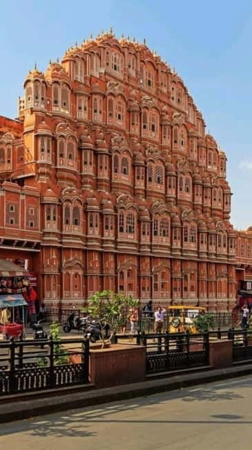 Jaipur: Night Open Jeep Safari with City Lights & Palaces - Setting off in a private open-air jeep