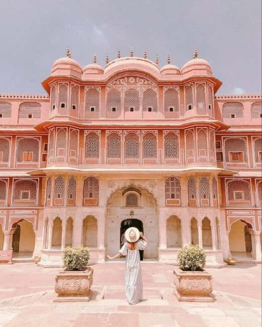 Jaipur: Night Open Jeep Safari with City Lights & Palaces - Guides who add more than monument facts