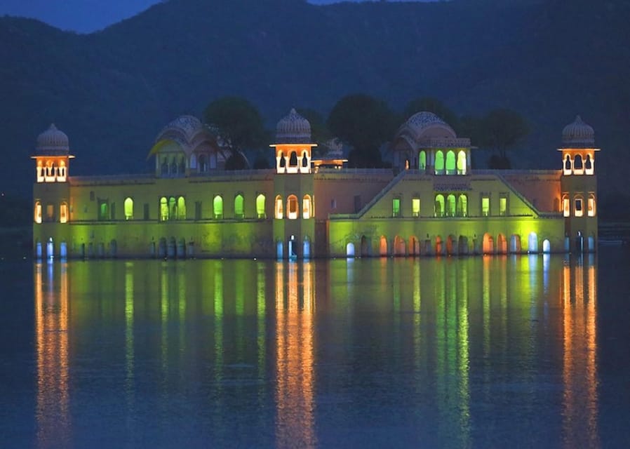 Jaipur: Night Tour of Amer & pink city by an open air jeep - What the $38 price really gives you