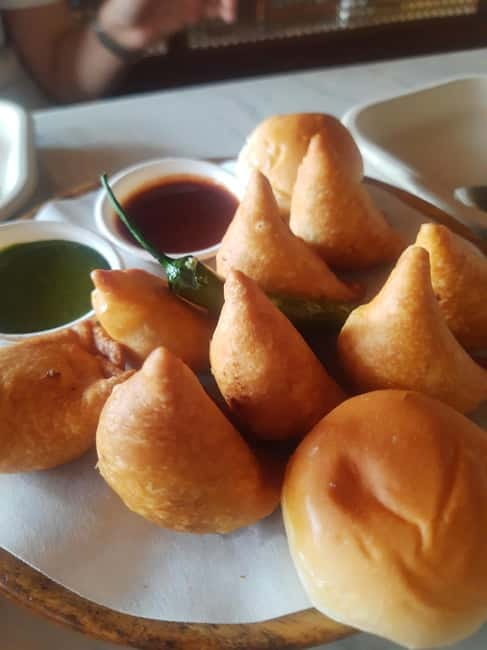 Jaipur : No Diet Club Amazing Street Food Tasting in Jaipur - Aloo tikki and dahi bada bring two different moods