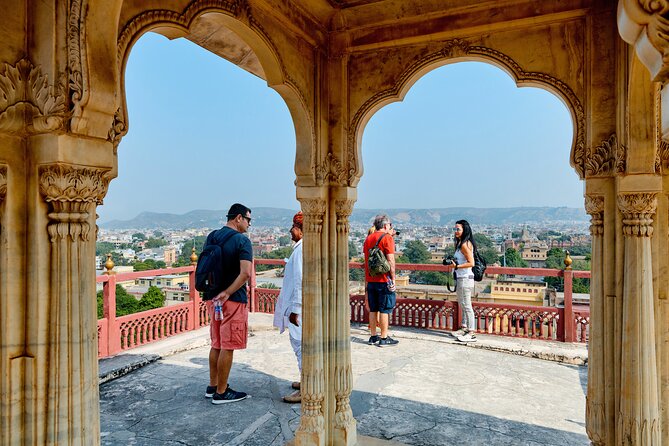 Jaipur No Shopping Guided Sightseeing Tour with Heritage Walk - Lunch is convenient, but not part of the price