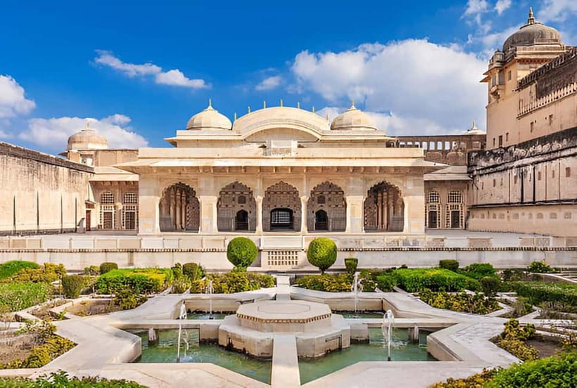 Jaipur: Personalized Full-Day City Tour by Car with Options - Jal Mahal and Panna Meena Ka Kund