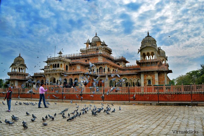 Jaipur Private City Tour By Car (All-Inclusive) - Amber Palace takes the morning