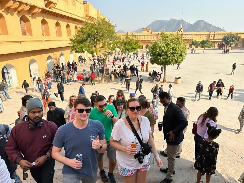 Jaipur Private City Tour with Hotel Pick-Up & Drop 4 - 8 Hrs - Hawa Mahal is mainly a façade stop