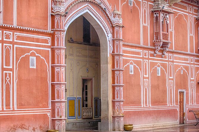 Jaipur Private Day Tour – Customizable Itinerary with Car & Guide - Royal Gaitore and the city’s quieter royal side