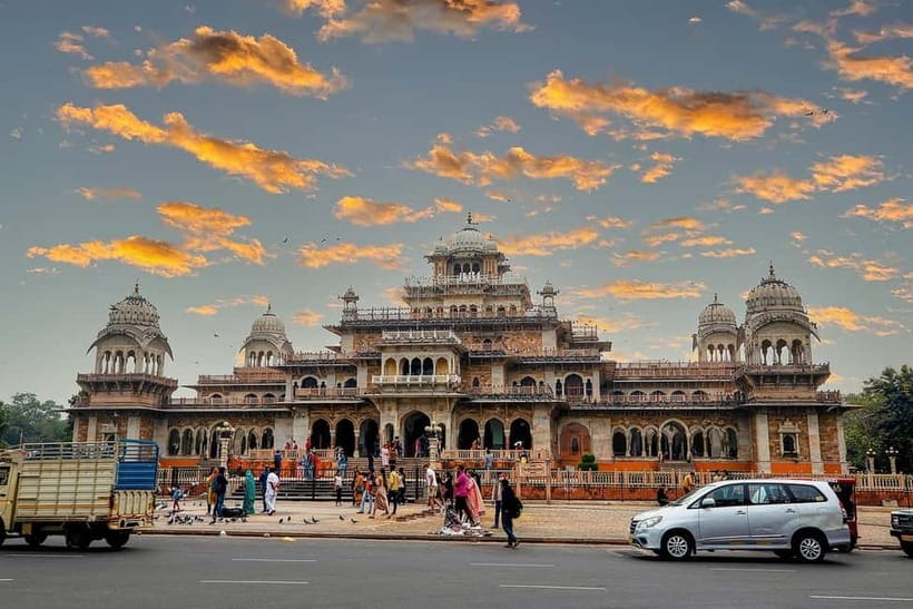 Jaipur: Private Evening Tour with Monkey Temple Sunset - Transport, timing, and group size