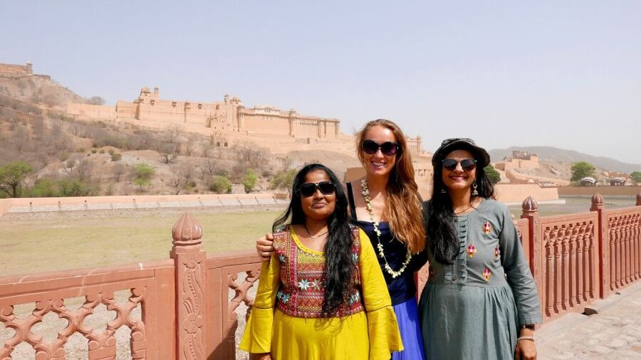 Jaipur: Private Full Day City Sightseeing Tour with Guide - Lunch, shopping and the limits of the package