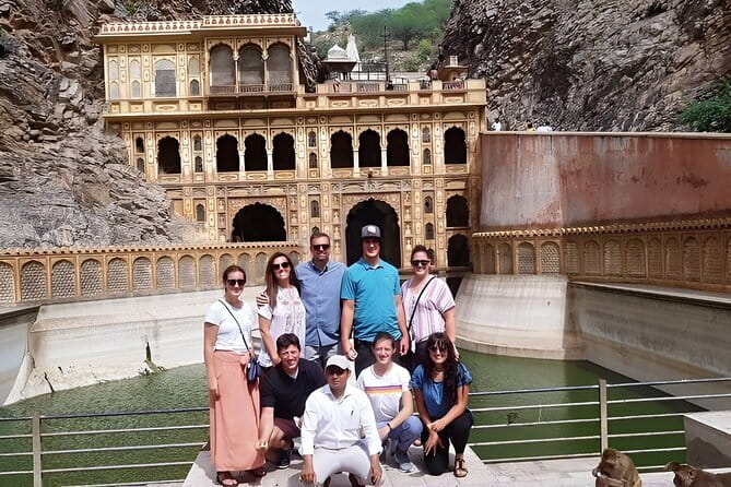 Jaipur: Private Guided Spritual Tour In Jaipur - Hawa Mahal and the 953 jharokhas