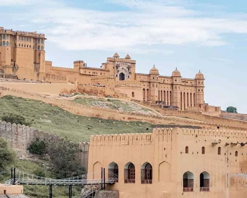 Jaipur: Private Sightseeing Day Tour with Guide by Car - A practical way to see Jaipur in one day