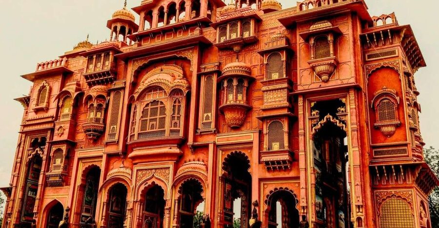 Jaipur: Private Sightseeing Day Tour with Guide by Car - Panna Meena Ka Kund shows Jaipur’s practical side