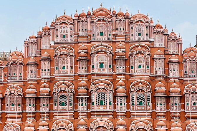 Jaipur Private Sightseeing Tour with Car and Guide - City Palace explains Jaipur’s royal side