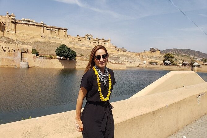 Jaipur Private Tour 2 Days with Car & Guide - Guide quality and the value of explanations