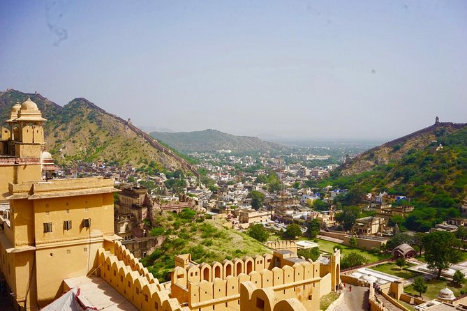Jaipur Sightseeing By Car, Driver and Guide - Starting at the Hawa Mahal