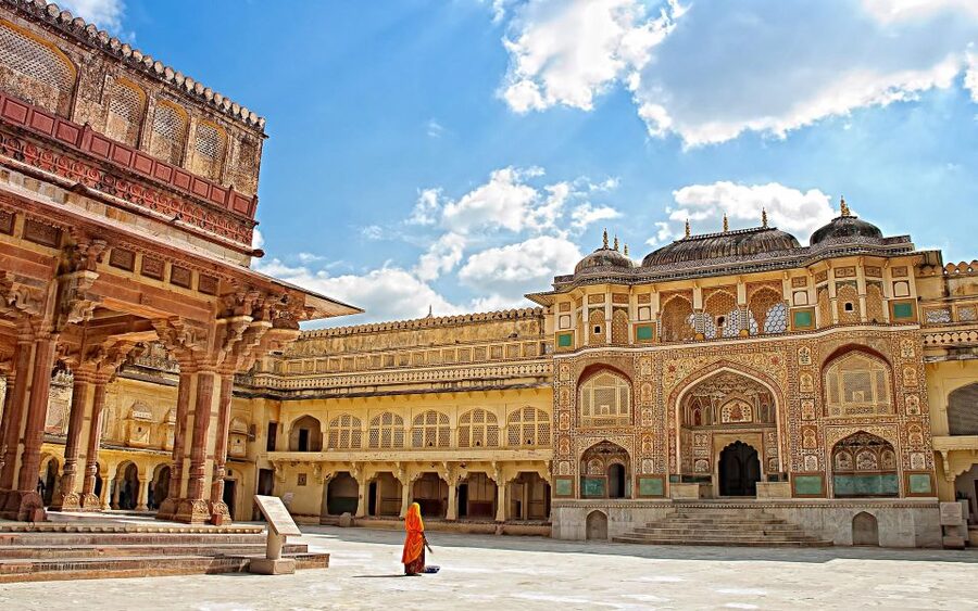 Jaipur Sightseeing by Tuk-Tuk: Temples, Palaces & Markets - Lunch and Jaipur’s markets