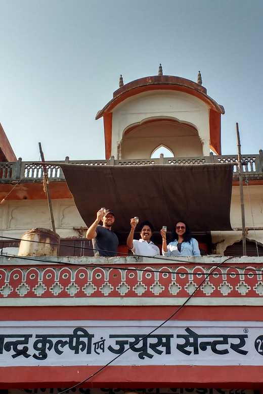 Jaipur :The Twilight Magic of Pink City- Heritage Walk Tour - What the $30 price includes
