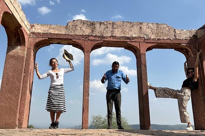 Jaipur Tour by Tuk-Tuk - Pausing at Panna Meena ka Kund