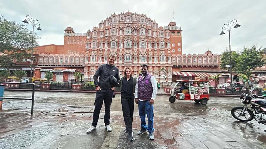 Jaipur: Tour with Nahargarh Sunrise or Monkey Temple Sunset - Two ways to see Jaipur in its best light