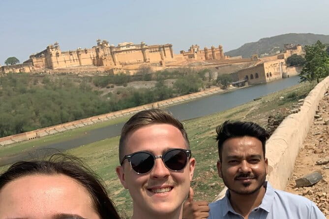 Jaipur Tuktuk Local Sightseeing Day Tour - The local side of the tour matters