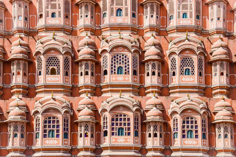 Local Jaipur city sightseeing with options - Amber Fort on the Aravalli hills