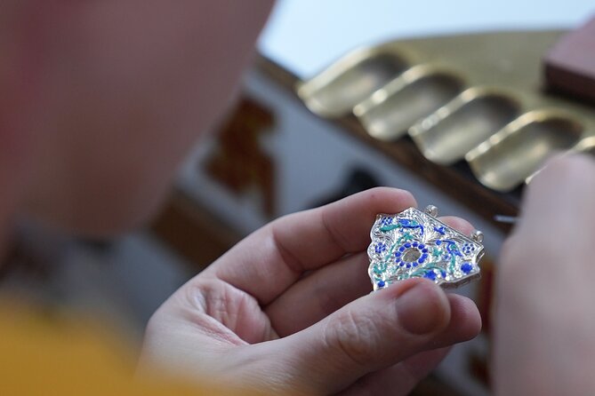 Meenakari Enamelling Experience on Silver Jewellery in Jaipur - Meeting Jaswant Meenakar in Jaipur